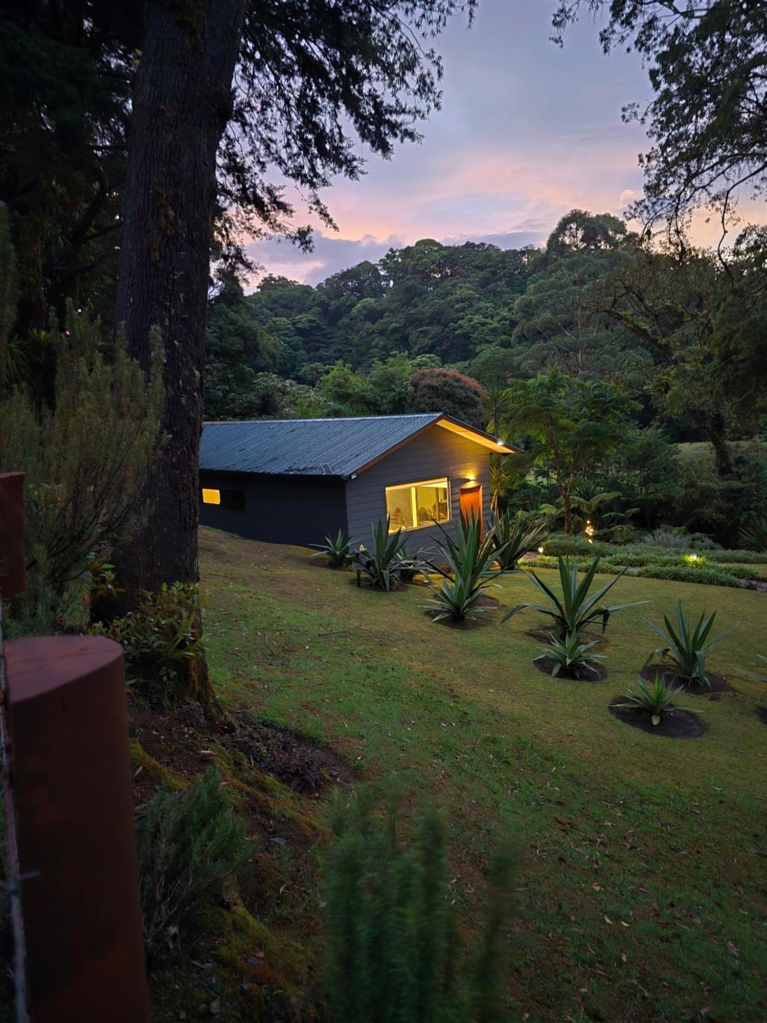 Monteverde Casa Mia, Near Main Attractions And Town! 외부 사진